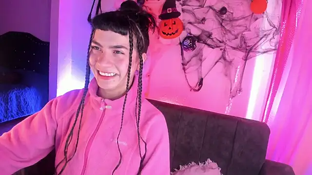 Snapshot of kitty__chs chatting on 11-13-25, 12:37 kitty chs online show from 11-13-25, 12:37