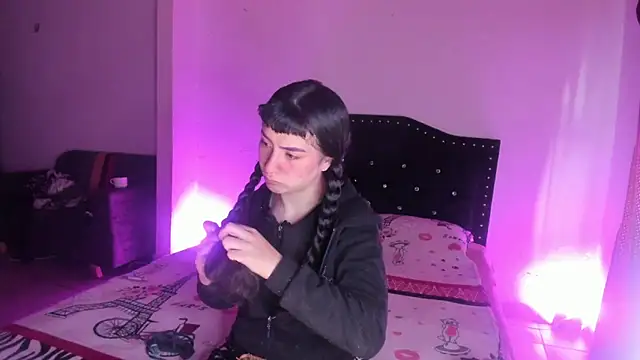 Snapshot of kitty__chs chatting on 11-29-25, 11:13 kitty chs online show from 11-29-25, 11:13