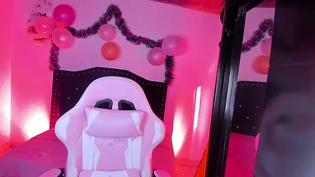 Snapshot of kitty__chs chatting on 01-09-26, 11:57 kitty chs online show from 01-09-26, 11:57