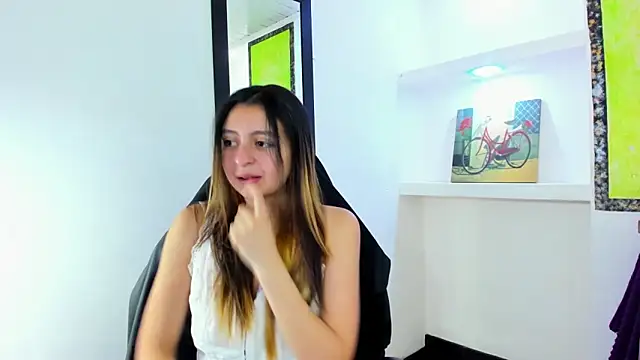 Snapshot of lala_clark chatting on 02-05-26, 08:35 lala clark online show from 02-05-26, 08:35