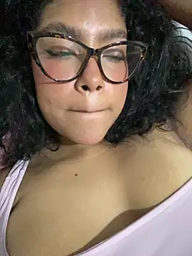 miiabrown18 online show from 10-08-25, 01:36