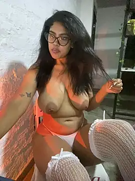 miiabrown18 online show from 07-14-26, 10:43