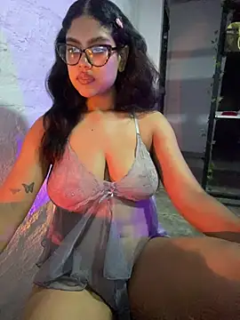 miiabrown18 online show from 07-16-26, 12:05