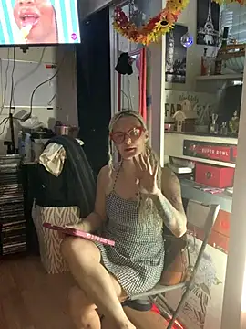 Snapshot of blondebarbiebae chatting on 06-20-26, 09:50 blondebarbiebae online show from 06-20-26, 09:50