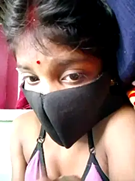 Snapshot of Cuty_kinjal chatting on 10-13-25, 09:15 Cuty kinjal online show from 10-13-25, 09:15