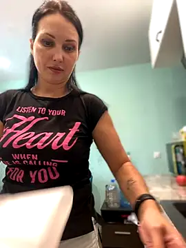 Snapshot of mood_berry chatting on 09-25-25, 08:07 mood berry online show from 09-25-25, 08:07