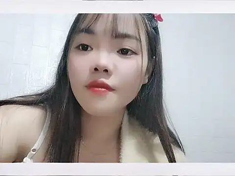 Snapshot of Meomeo-meo chatting on 11-06-25, 11:33 Meomeo-meo online show from 11-06-25, 11:33