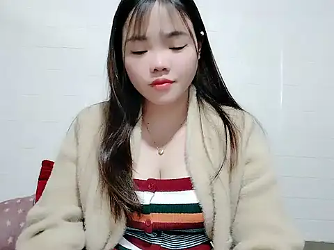 Snapshot of Meomeo-meo chatting on 01-13-26, 12:32 Meomeo-meo online show from 01-13-26, 12:32