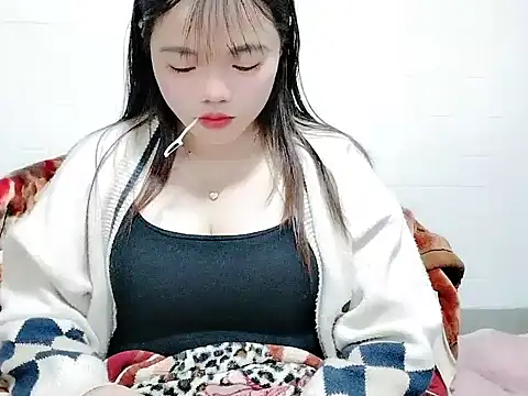 Snapshot of Meomeo-meo chatting on 01-15-26, 12:43 Meomeo-meo online show from 01-15-26, 12:43