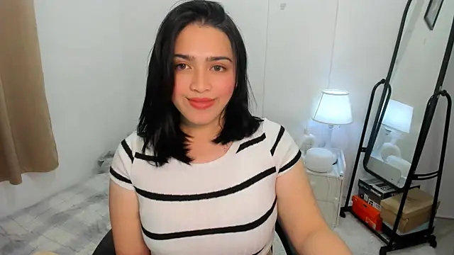 Snapshot of BubbbleButtDemi chatting on 11-07-25, 09:42 BubbbleButtDemi online show from 11-07-25, 09:42