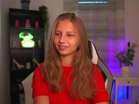 Snapshot of emmie_murray chatting on 10-02-25, 01:07 emmie murray online show from 10-02-25, 01:07