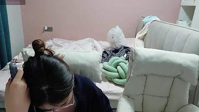 Snapshot of redrose520 chatting on 11-01-25, 09:55 redrose520 online show from 11-01-25, 09:55