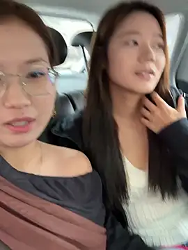 Snapshot of redrose520 chatting on 03-05-26, 07:15 redrose520 online show from 03-05-26, 07:15