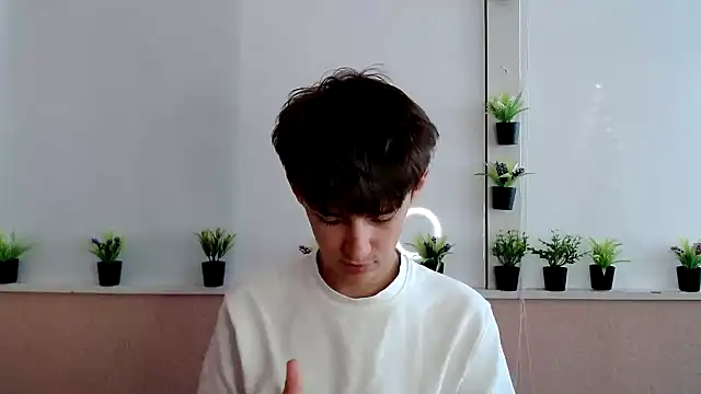 Snapshot of Hoot_Dude_ chatting on 10-14-25, 11:55 Hoot Dude  online show from 10-14-25, 11:55