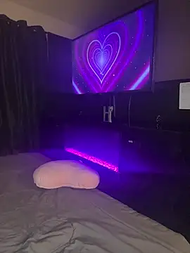 Snapshot of YeahhhitsBreezy chatting on 01-19-26, 03:21 YeahhhitsBreezy online show from 01-19-26, 03:21