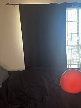 Snapshot of YeahhhitsBreezy chatting on 02-26-26, 10:31 YeahhhitsBreezy online show from 02-26-26, 10:31