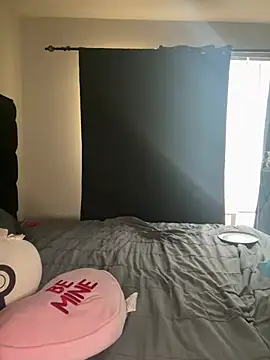 Snapshot of YeahhhitsBreezy chatting on 03-08-26, 11:30 YeahhhitsBreezy online show from 03-08-26, 11:30