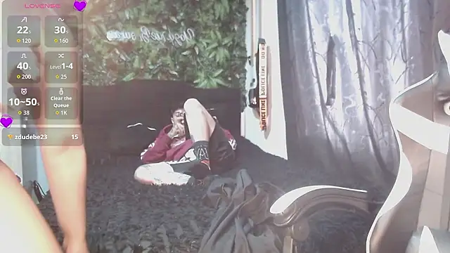 Snapshot of Iluromi chatting on 03-05-26, 03:41 Iluromi online show from 03-05-26, 03:41