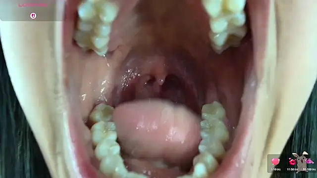 Hinata 21  online show from 12-22-25, 09:01