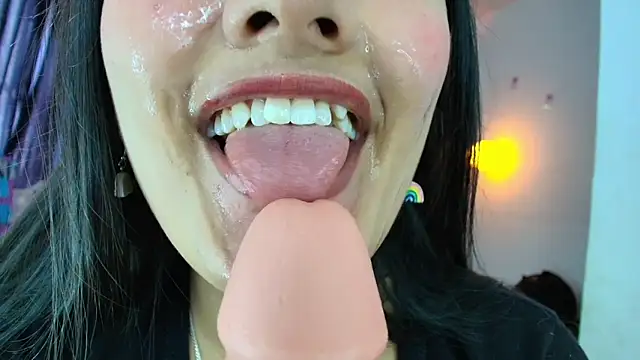 Hinata 21  online show from 03-19-26, 09:08