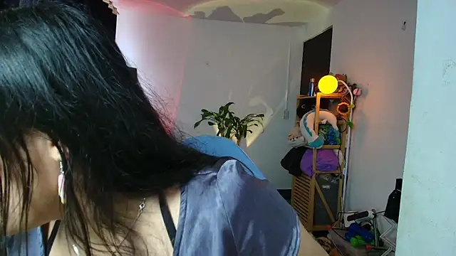 Hinata 21  online show from 05-29-26, 09:13