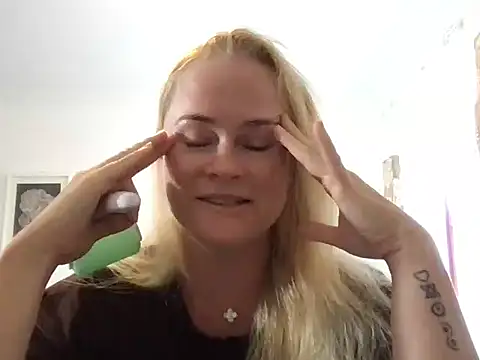 Sweet-TessaXX online show from 02-17-26, 05:37