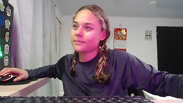 Snapshot of LittleCheerry69 chatting on 02-16-26, 04:03 LittleCheerry69 online show from 02-16-26, 04:03