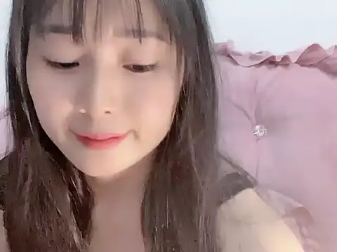 Lie liee online show from 04-25-26, 02:36