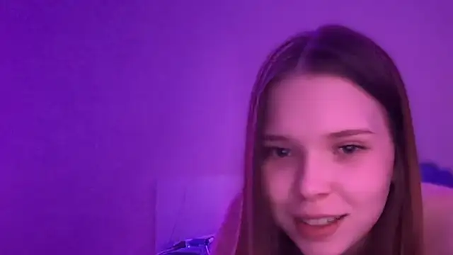 Snapshot of CandysRose chatting on 09-24-25, 12:14 CandysRose online show from 09-24-25, 12:14