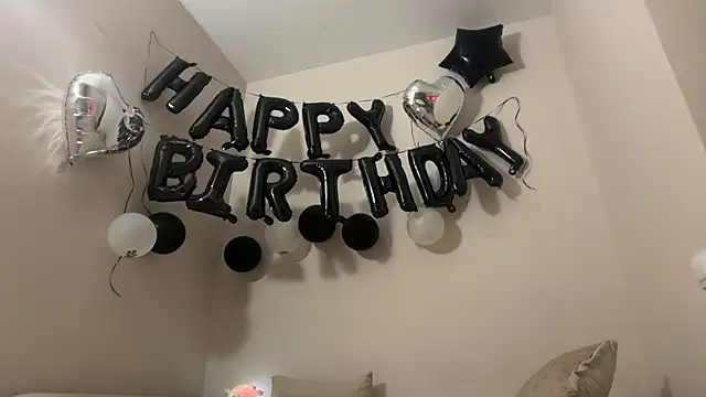 Snapshot of CandysRose chatting on 03-29-26, 10:43 CandysRose online show from 03-29-26, 10:43