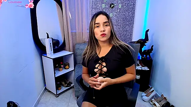 Sally Ricci online show from 11-18-25, 01:00