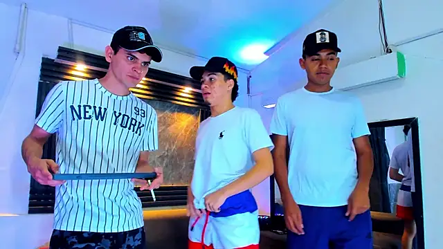 liam coleman25 online show from 11-15-25, 04:32