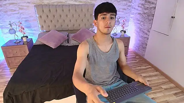 Axel Draven online show from 04-15-26, 12:12