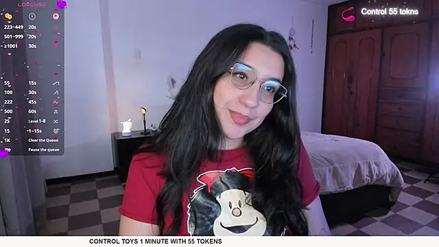 Snapshot of tellmemaddie chatting on 05-13-26, 10:06 tellmemaddie online show from 05-13-26, 10:06