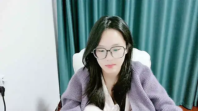 Snapshot of guai00 chatting on 10-30-25, 06:19 guai00 online show from 10-30-25, 06:19