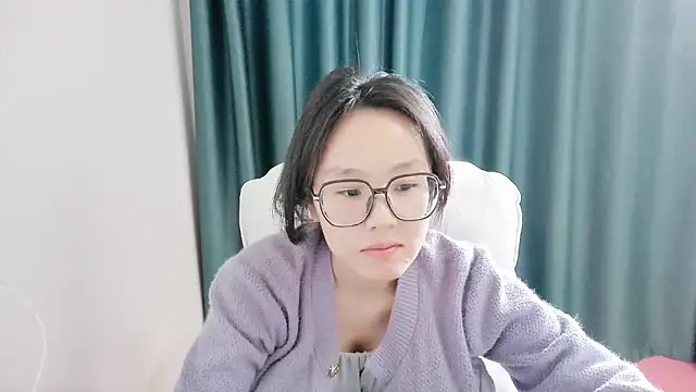 Snapshot of guai00 chatting on 11-05-25, 01:27 guai00 online show from 11-05-25, 01:27