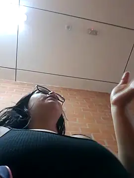 Snapshot of carly_crazy_student chatting on 09-29-25, 09:52 carly crazy student online show from 09-29-25, 09:52