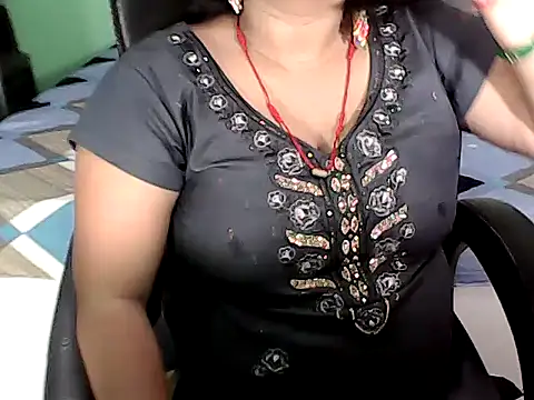 BABITA KUMARII online show from 09-26-25, 04:22