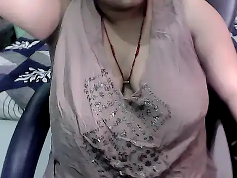 BABITA KUMARII online show from 07-28-26, 06:42