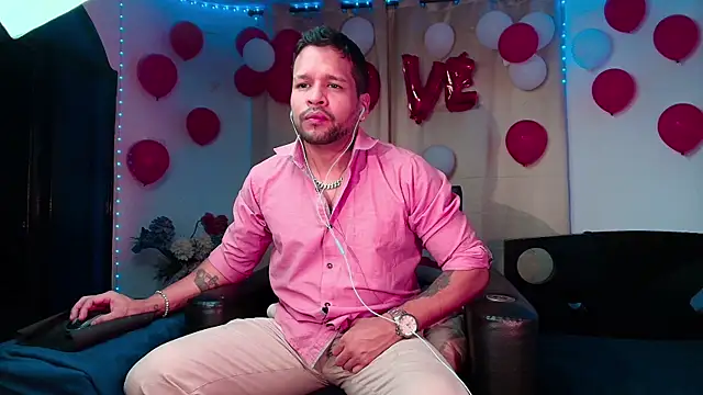 LucasGaeel online show from 02-15-26, 04:20