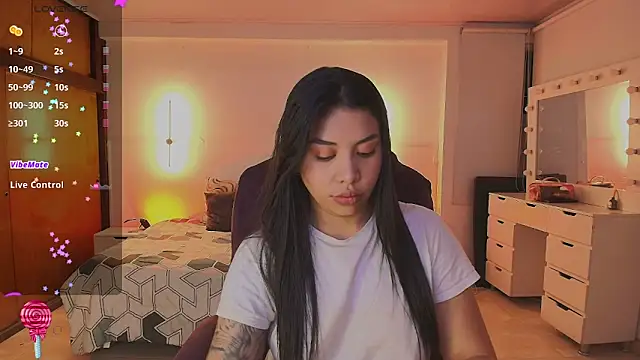 kloe28 online show from 06-15-26, 03:42