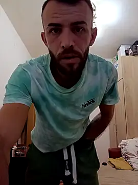 Snapshot of sexyman1936 chatting on 10-17-25, 04:26 sexyman1936 online show from 10-17-25, 04:26