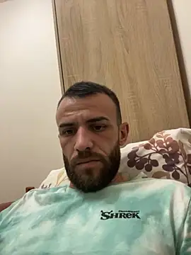 Snapshot of sexyman1936 chatting on 10-17-25, 08:00 sexyman1936 online show from 10-17-25, 08:00