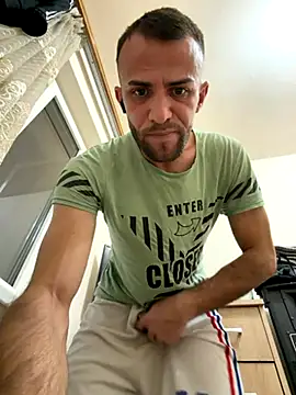 Snapshot of sexyman1936 chatting on 11-29-25, 09:40 sexyman1936 online show from 11-29-25, 09:40