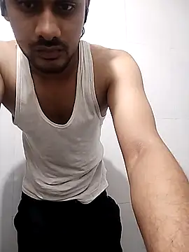 Snapshot of Ilhaamgrey chatting on 11-15-25, 07:10 Ilhaamgrey online show from 11-15-25, 07:10