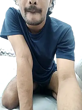 Snapshot of Ilhaamgrey chatting on 02-05-26, 09:36 Ilhaamgrey online show from 02-05-26, 09:36