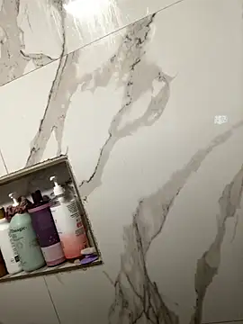 Moisesjrtapia online show from 10-11-25, 05:28