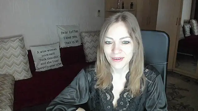 Tiffany Bates online show from 03-03-26, 03:23