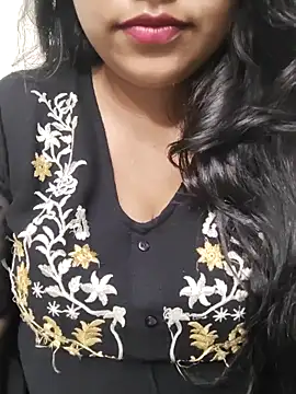 Snapshot of Miss_Rose__ chatting on 09-29-25, 04:56 Miss Rose online show from 09-29-25, 04:56