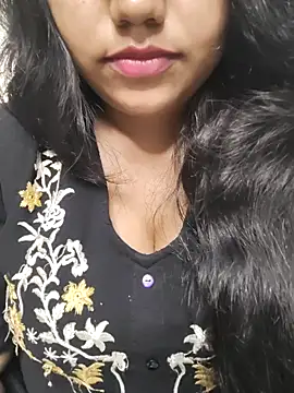 Snapshot of Miss_Rose__ chatting on 10-02-25, 04:47 Miss Rose online show from 10-02-25, 04:47